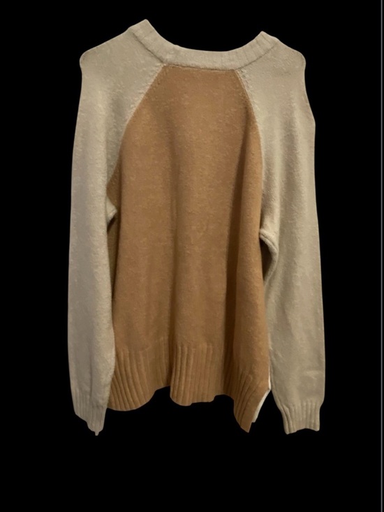 Time and Tru Sweater - Picture 4 of 6